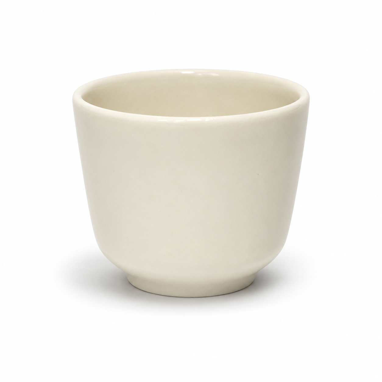 Handmade Porcelain Coffee Cup | MK Studio | White mat / pearl