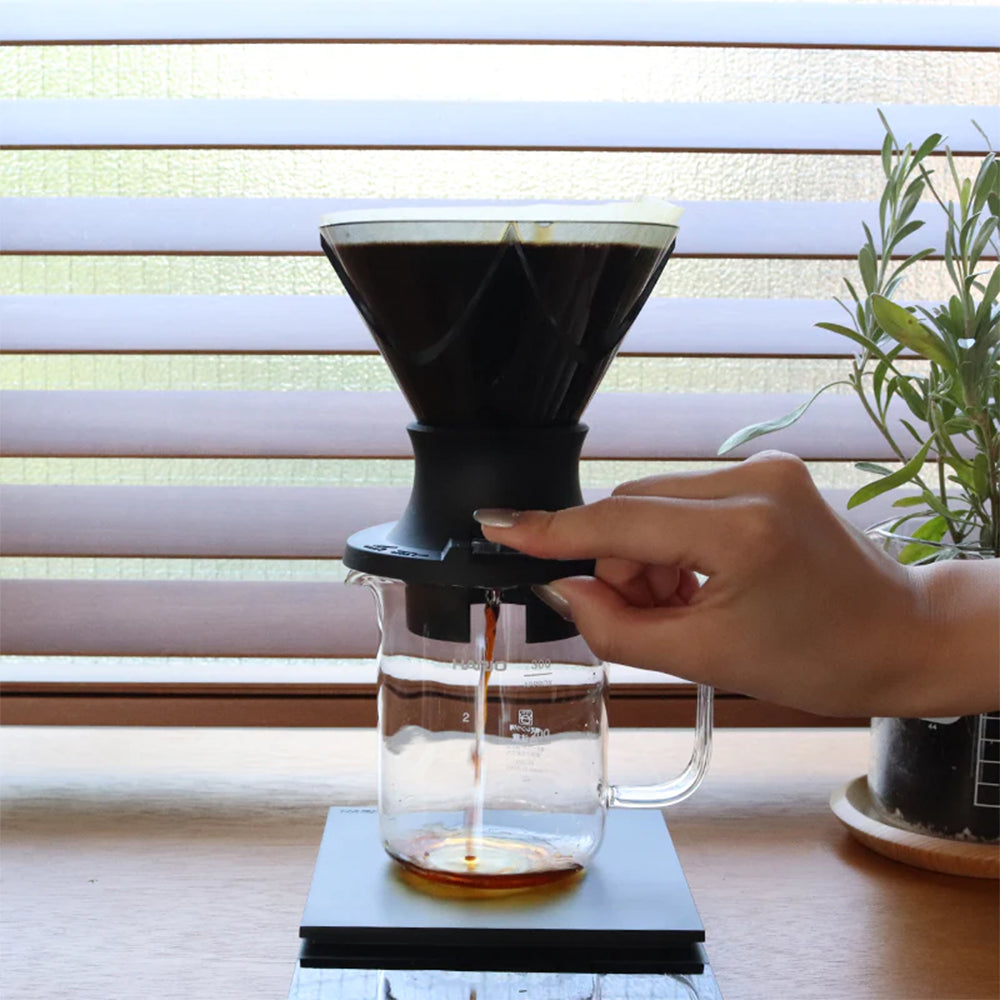 HARIO MUGEN x SWITCH Dripper 200ml – Black